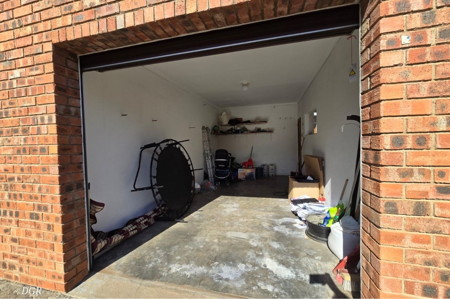 2 Bedroom Property for Sale in Memorial Road Area Northern Cape